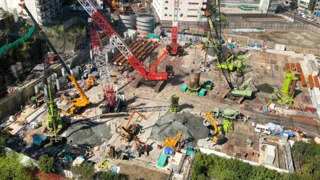 商業施設　工事進捗状況定点空撮