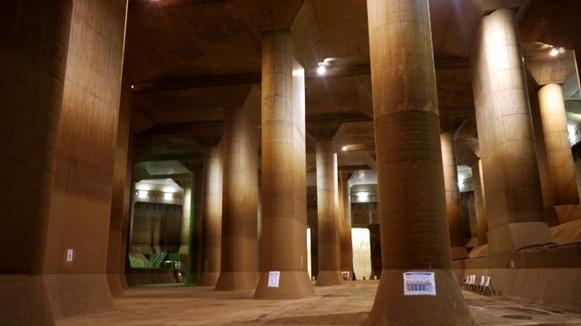 小型ドローンを活用した屋内施設点検