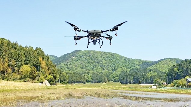 ドローンによる湛水直播